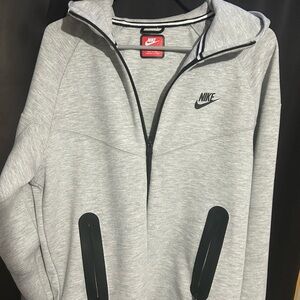 Nike Men's Light Gray Performance Jacket